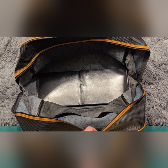 Authentic Vintage YSL Boston Bag - Picture 9 of 12